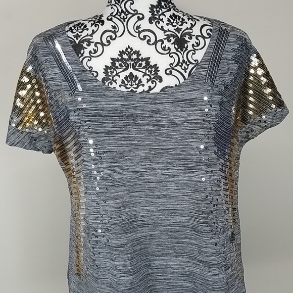 Charlotte Russe small Sequined shortsleeved blouse - Picture 4 of 8